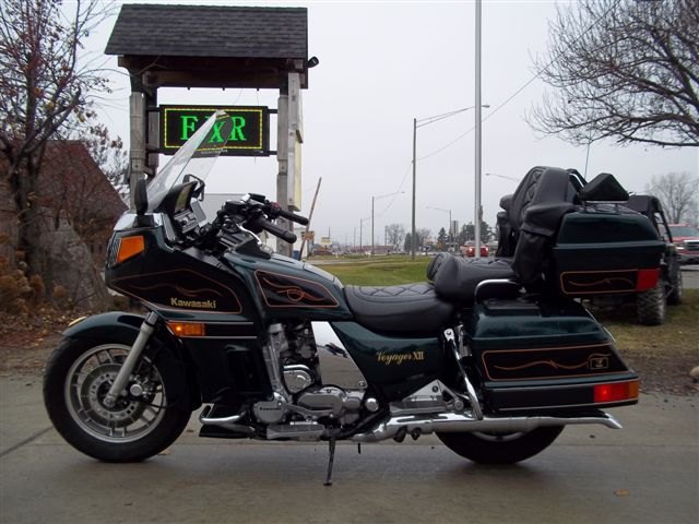 very clean kawasaki voyager xii 1200cc in line 4 cylinder that rides ultra smooth
