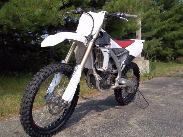 clean one owner 2014 yamaha yz250f that was just recently traded in on a yamaha