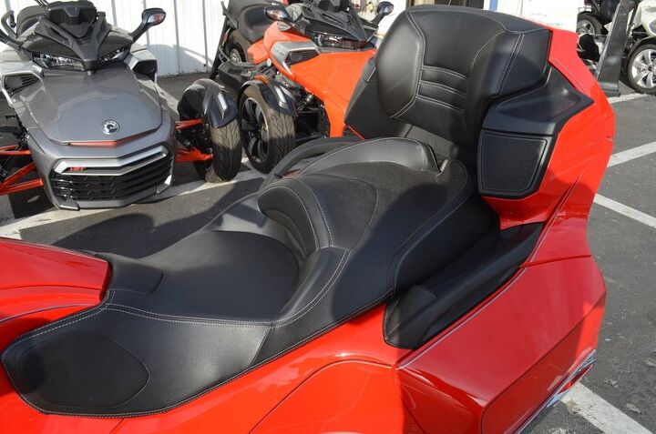 info2011 can am spyder rt s se5 the spyder rt s roadster adds a healthy