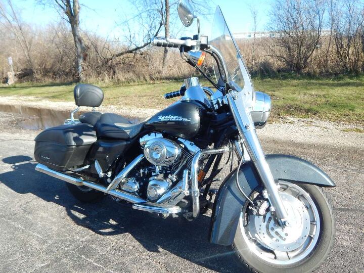 custom seat 1 owner pipes backrest shield hwy pegs high flow last year
