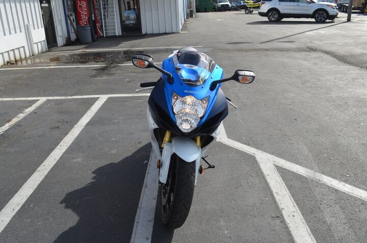 infoa championship winning sport bike perfect for the road or the track with a