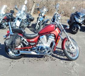 SUZUKI suzuki-vs-800-intruder Used - the parking motorcycles