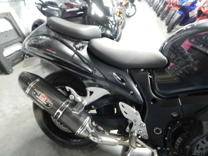 1 owner full yoshimura exhaust www roadtrackandtrail com we can ship this