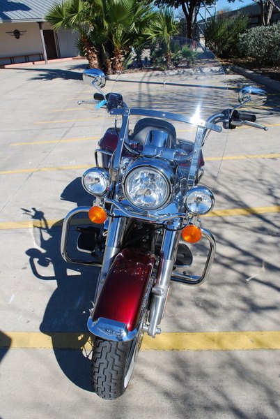 info2014 harley davidson road kingtimeless cruiser styling combined with all