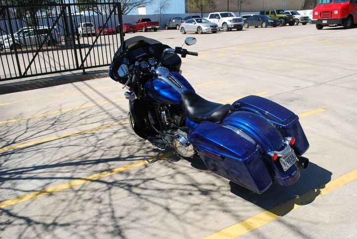 info2015 harley davidson road glide specialback with a