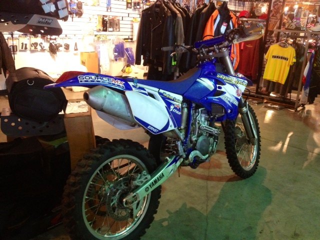 2006 yamaha wr250f low hours well maintained has yz short throttle screw for