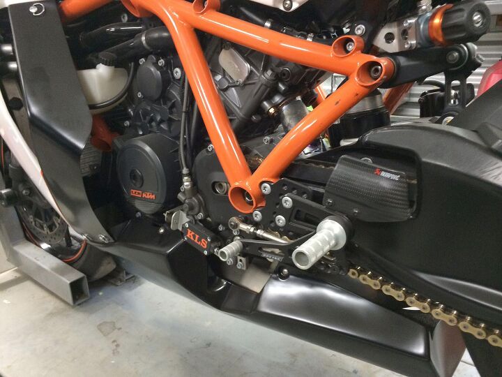full race bike from ktm factory 2012 rc8r track edition ridden 3 times with only