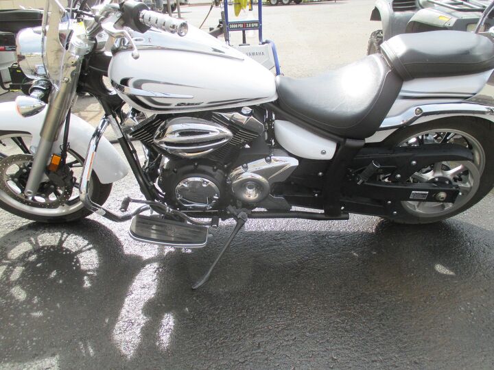 2013 yamaha v star 950this long and low v star has everything you need to