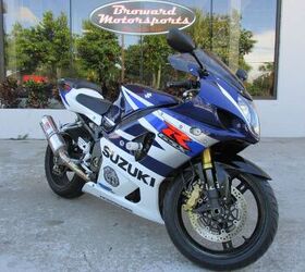 comes equipped with yoshimura echaust just serviced and reconditioned with