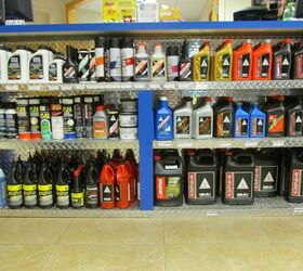 comes equipped with yoshimura echaust just serviced and reconditioned with