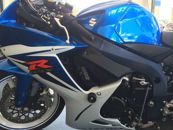 the suzuki gsx r600 absolutely dominated its class in 2011 it won