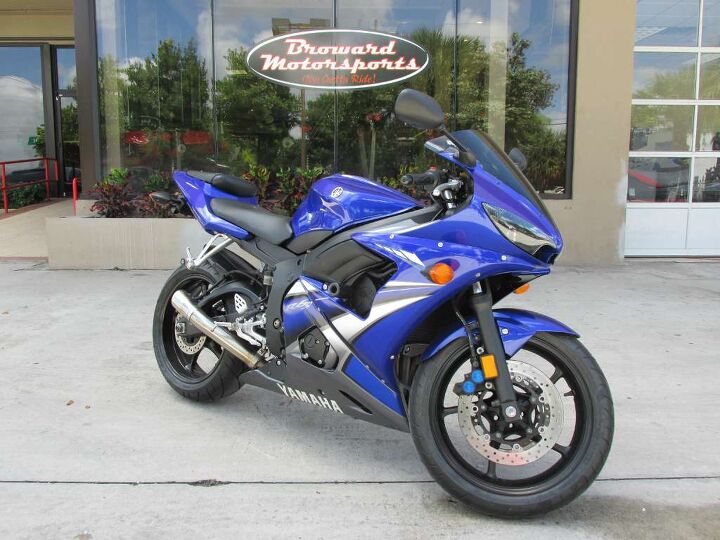 comes with race exhaust why buy new check out bms pre owned yamaha