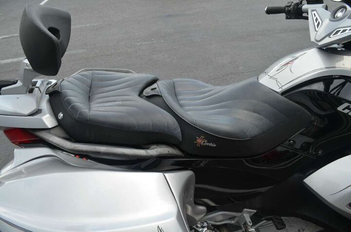 corbin seats and bags this is a must see spyder discover the