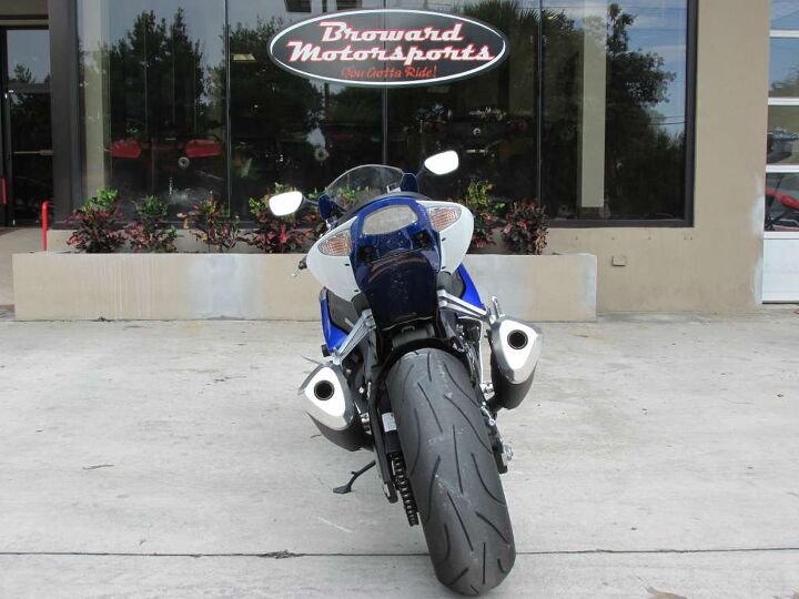 this is one clean gixxer looks practically brand new low miles fast