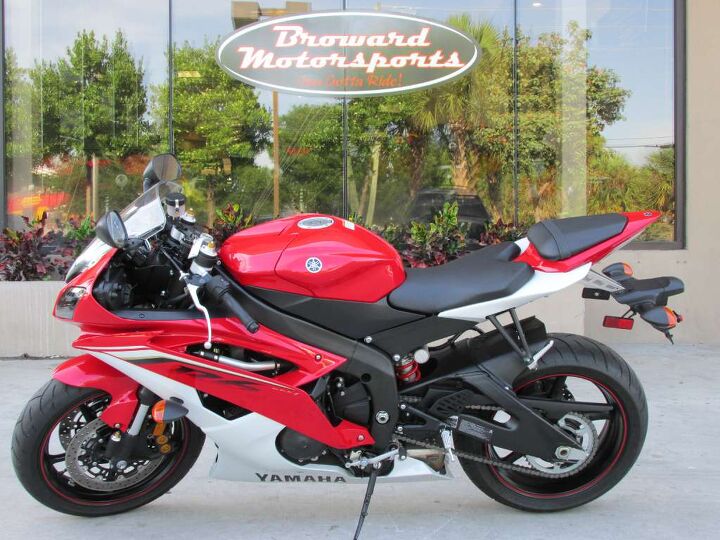 this bike looks brand new come see it and you won t be disappointed why buy