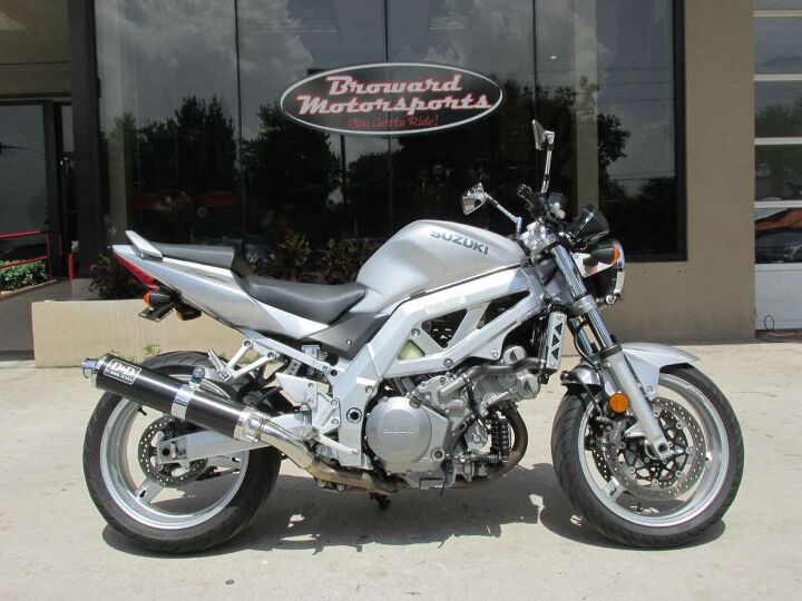 this sv is in great shape and comes with d d exhaust torque monster cash