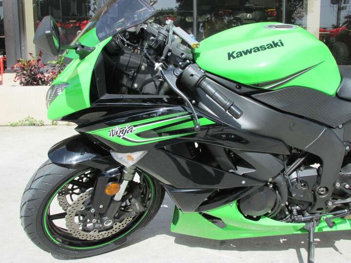 this zx6r is stunning low miles and well taken care of cash