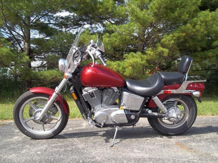 strong running honda vt1100 shadow sprit that runs strong and is known for their