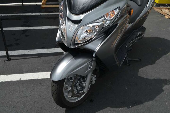hit the town today on this burgman the burgman 400 offers a