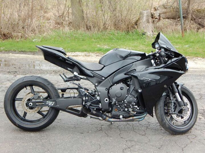 Lowered Stretched R1 2011 Yamaha YZF-R1 For Sale | Motorcycle Classifieds | Motorcycle.com