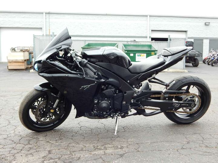 Lowered Stretched R1 2011 Yamaha YZF-R1 For Sale | Motorcycle Classifieds | Motorcycle.com