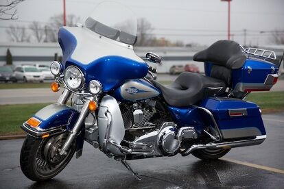 2010 Harley-Davidson® FLHTC - Electra Glide® Classic 