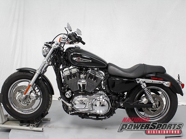 Sportster XL1200C Custom 2001 - South East Motorcycles Sportster XL1200C Custom 2001 - South East Motorcycles