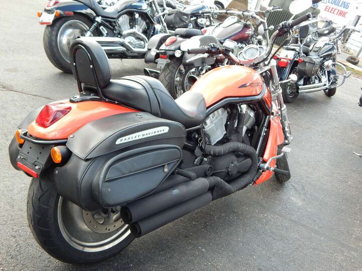 hard mounted v rod bags pipes tour seat