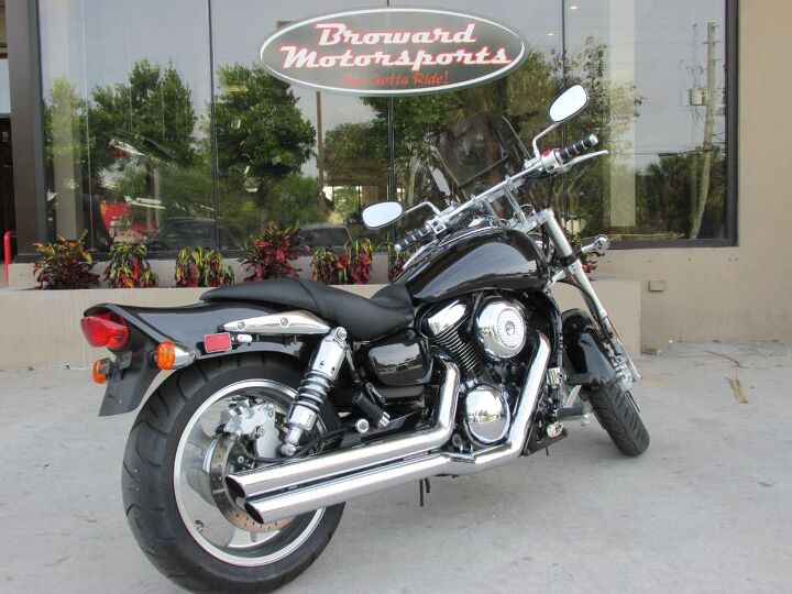 great shape with low miles comes with vance hines exhaust cash price