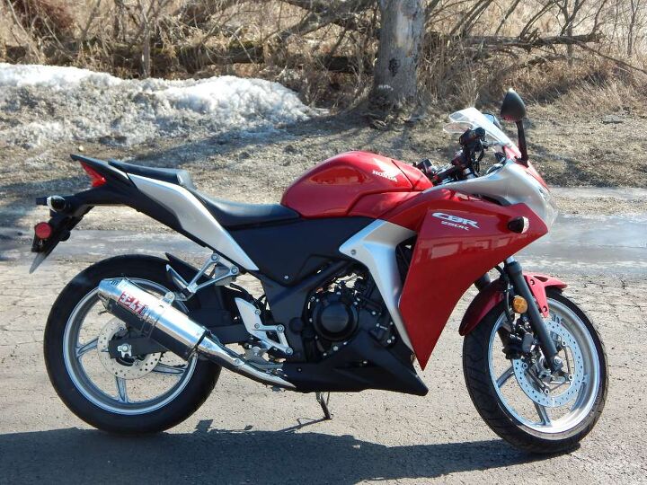 1 owner only 883 miles yoshimura pipe www roadtrackandtrail com