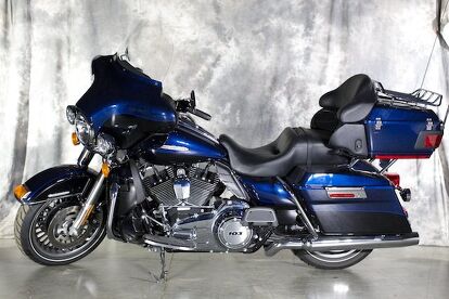 2013 Harley-Davidson® FLHTK - Electra Glide® Ultra Limited 