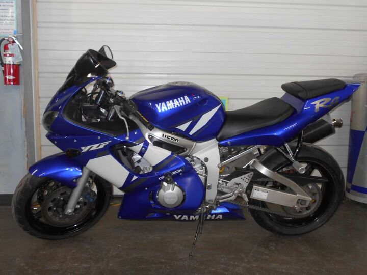 Wrecked R6 2001 Yamaha YZF-R6 For Sale | Motorcycle Classifieds | Motorcycle.com