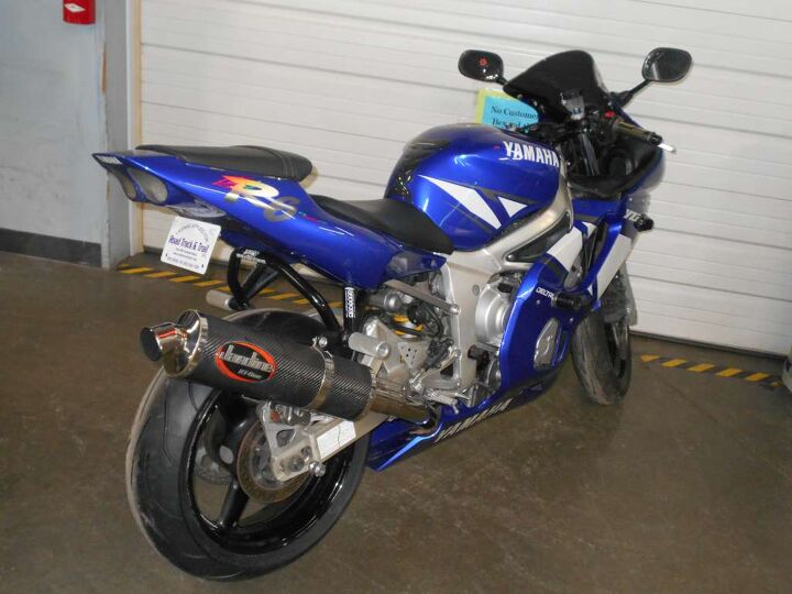 Wrecked R6 2001 Yamaha YZF-R6 For Sale | Motorcycle Classifieds | Motorcycle.com