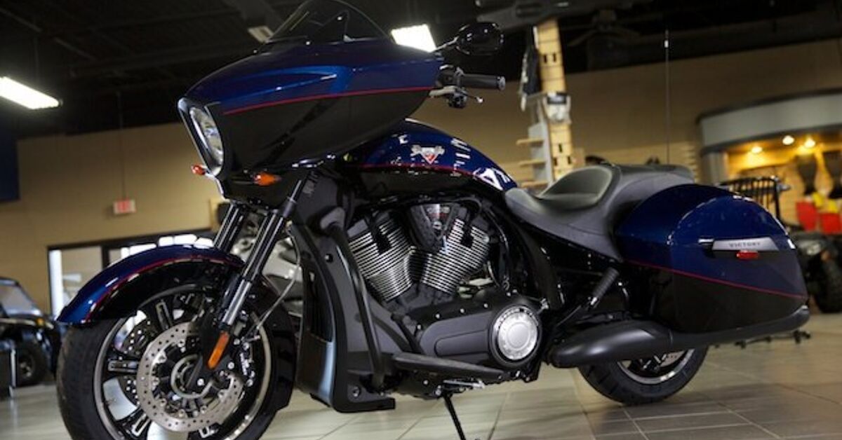 Blue Victory Color Code 2014 Victory Cross Country Factory Custom Paint Boss Blue & Gloss Black ...