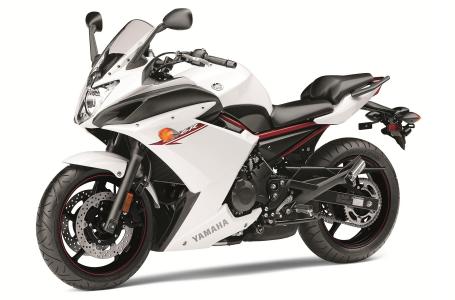 2013 yamaha fz6rthe ultimate first sportbike the fz6r is packed with