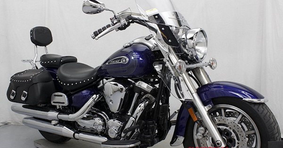 SZYBA YAMAHA XV ROAD STAR 1700 WARRIOR BIAŁA CHROM