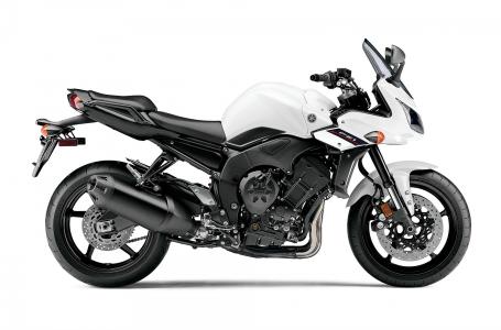 the ultimate street brawler think of the fz1 as an upright r1 ready to