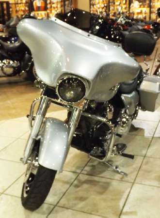 beautiful motorcycle with all new style and long distance comfort this