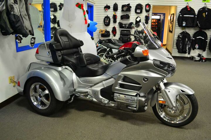 brand new trike come see it today honda s level 2 gold wing with