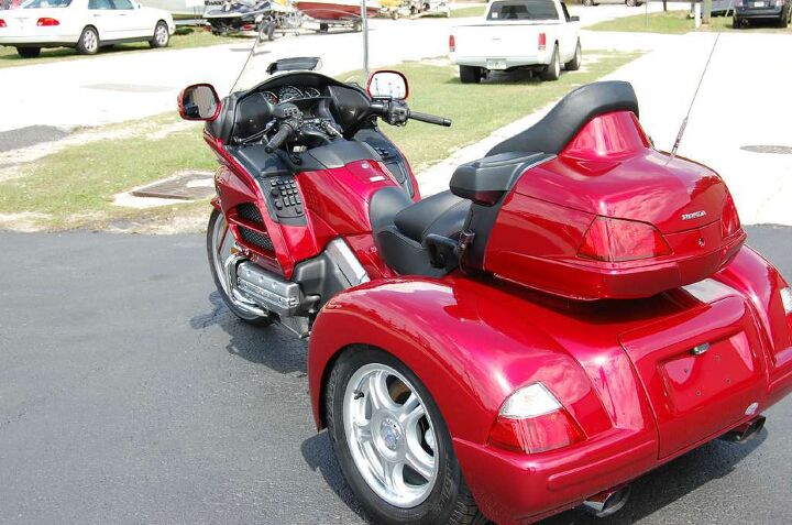 check out this trike ready for the open road honda gold wing