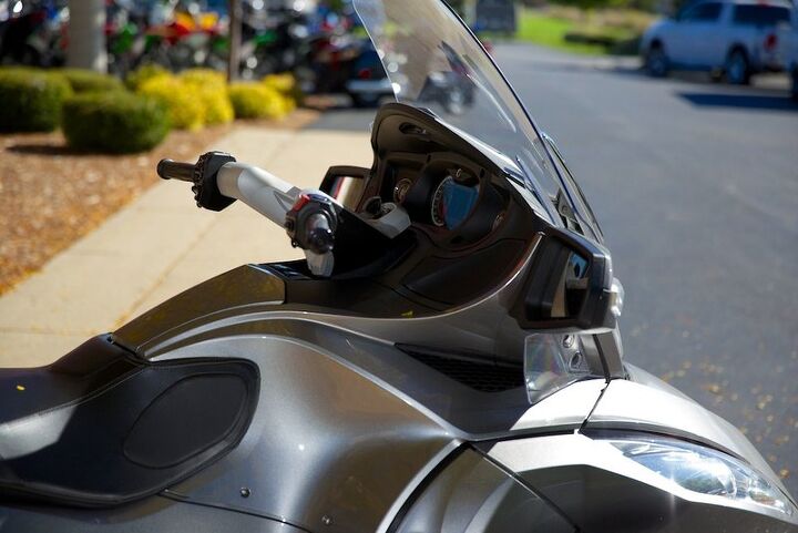 2011 can am spyder roadster rt s