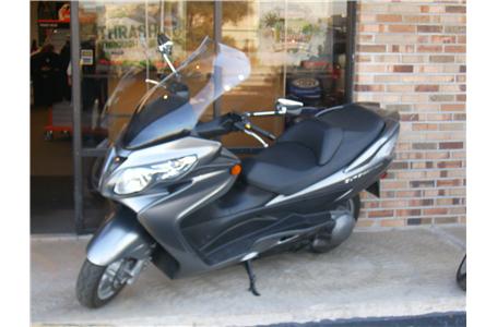 practically brand new 1 this scooter is in great condition and is super