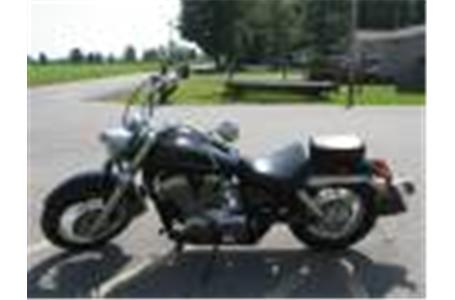 2006 vt750c6 shadow aero this is a very nice cruiser only has a few minor