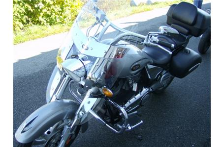 2007 victory kingpin tour with 12357 miles this bike has victory slip on pipes