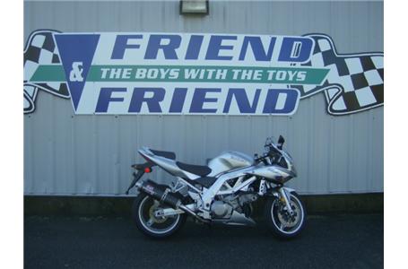 2003 suzuki sv1000sk3 with only 5850 miles yosh pipes bike is in good condition