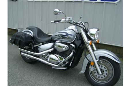 2008 suzuki c50 c model cast wheel and flame paint this bike has aftermarket