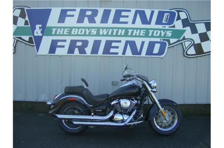 2006 kawasaki vulcan 900 classic with an aftermarket seat and fresh service just
