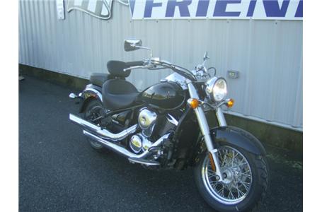 2006 kawasaki vulcan 900 classic with an aftermarket seat and fresh service just