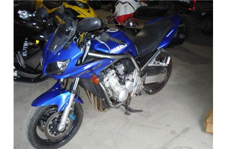 bike is in great shape clean price also includes a matching icon jacket and icon