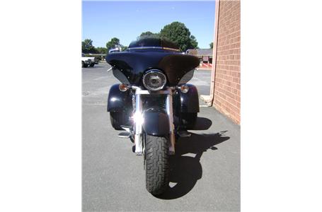 absolutely beautiful vtx18 trike you have to see it to believe it there is not a